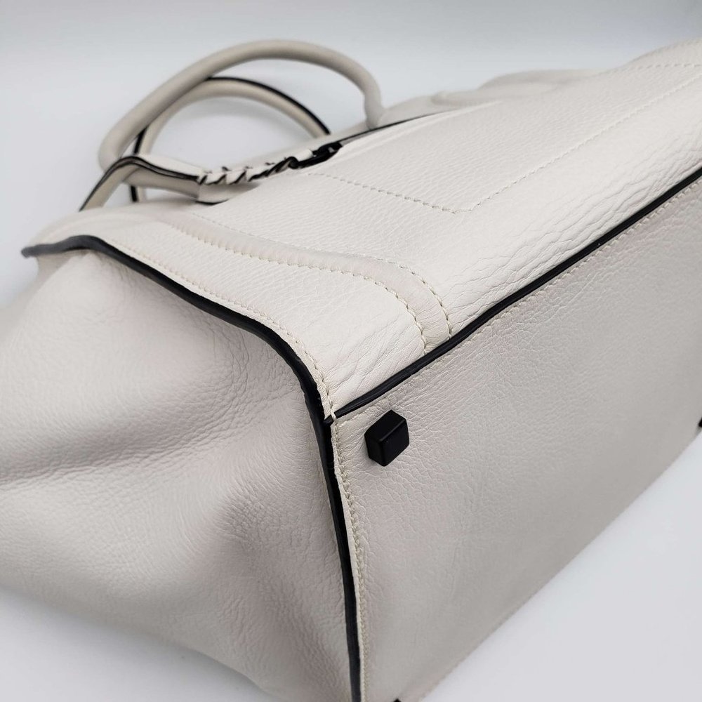 100% Authentic CELINE  White Leather Hand Bag - Picture 9 of 16
